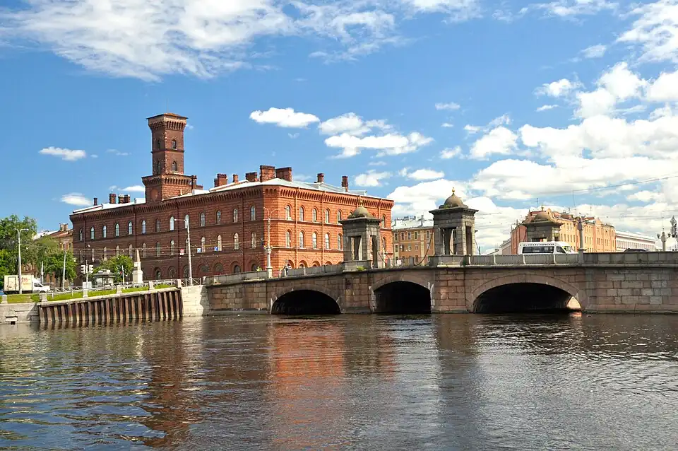 Старо-Калинкин мост и Съезжий дом 4-й Адмиралтейской (Коломенской) части