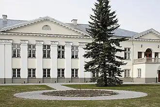 Главное здание мызы Вихтерпаль (Вихтерпалу) в 2006 году