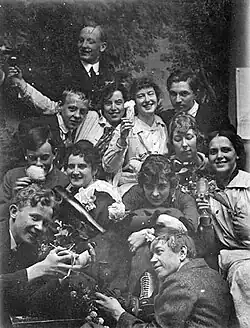 Учащиеся (фото около 1915 года)