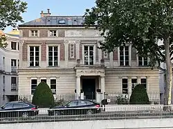 Вилла Лабруста. Нёйи-сюр-Сен