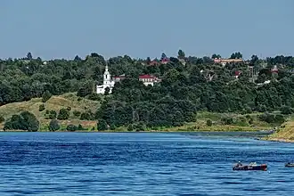 Вид на Троицкий Посад с Волги, 2017 г.