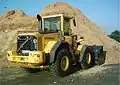 Volvo-L90E-Radlader