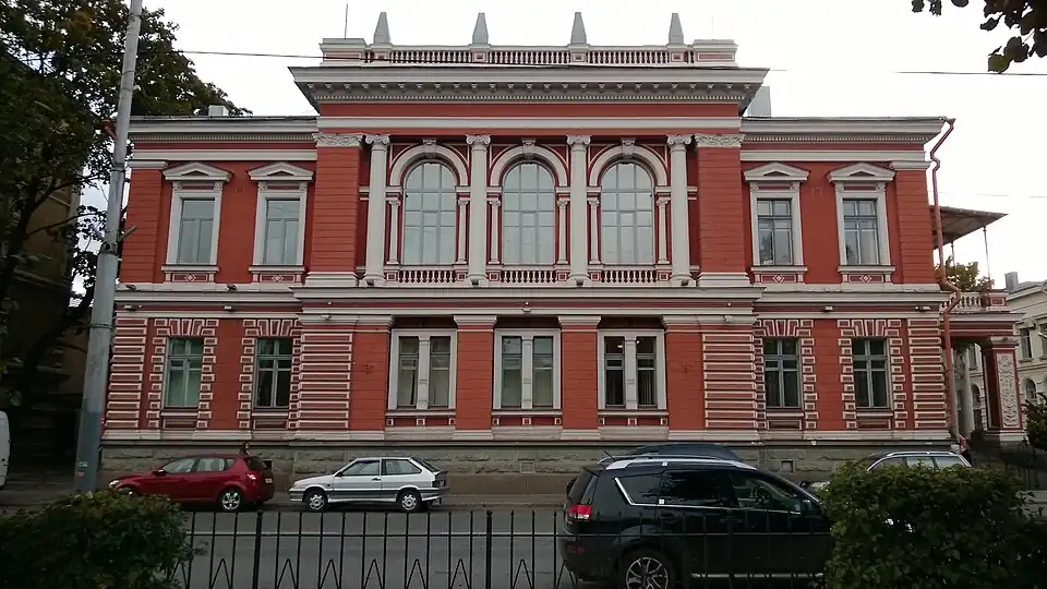 Вид  с Крепостной улицы