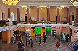 Интерьер вестибюля в 2019 году