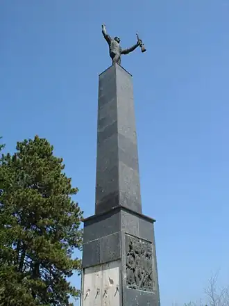 Монумент в память погибшим в Болманской битве Второй мировой войны