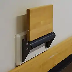 Откидные сиденья в госпитале, Швеция