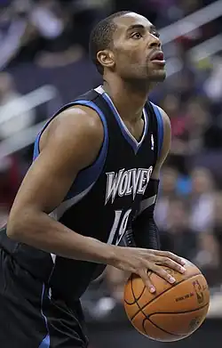 Эллингтон в игре за «Тимбервулвз» в 2011 году