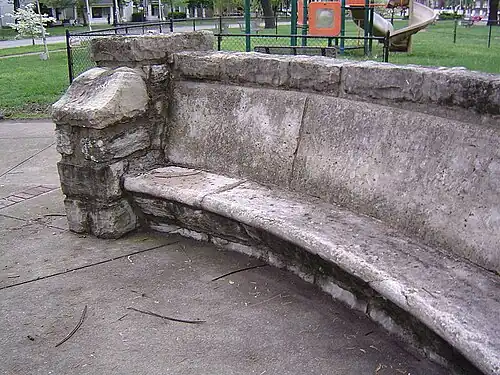 Скамья для велосипедистов