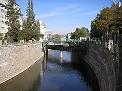 У впадения в Донауканал