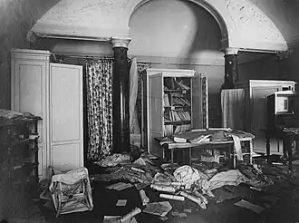 Комната в Зимнем дворце после штурма. 8 ноября (26 октября) 1917