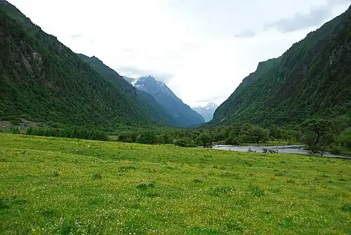 Уезд Сяоцзинь в буферной зоне резерватов
