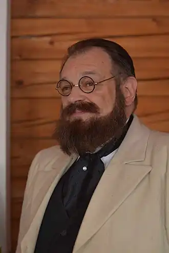 В. Янковский в роли Б. И. Эпимаха-Шипило.