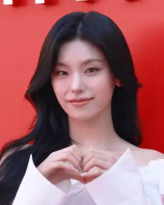 Йеджи в декабре 2024 года