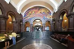 Интерьер Матенадарана