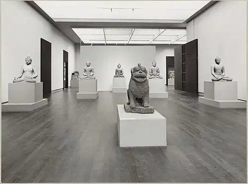 Статуи из храмов Прамбанана и Боробудура в музее Рейксмюсеум в Амстердаме