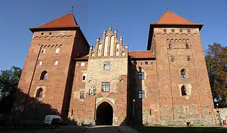 Eingangsseite der Burg