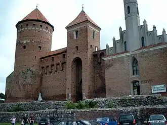 Вид замка c западной стороны