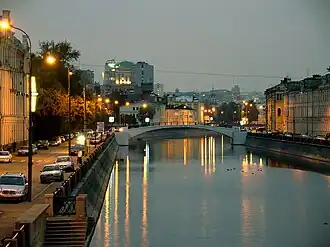 Зверев мост, вид с Малого Краснохолмского моста